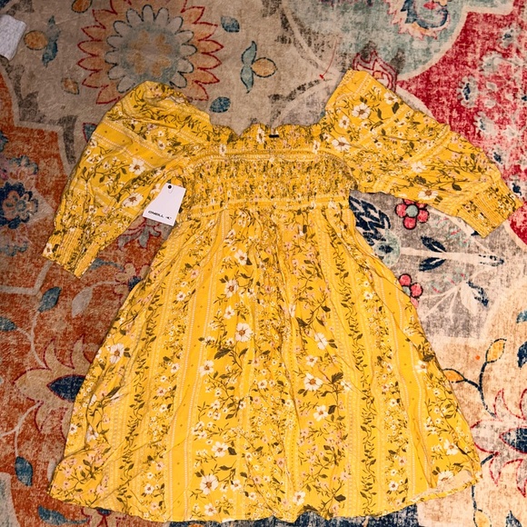 Women's O'Neil Dress - Picture 6 of 6